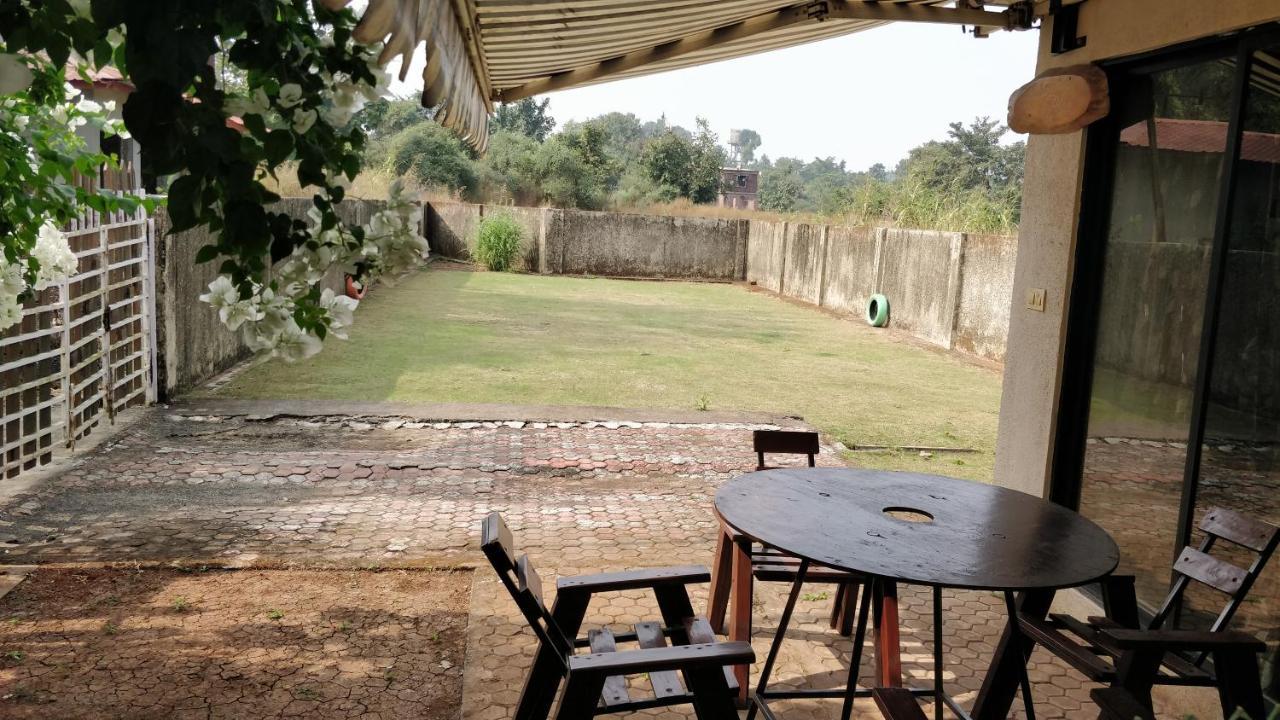 Chalet Ahaz, The Place Of Privacy With Outside Sitting Karjat Buitenkant foto